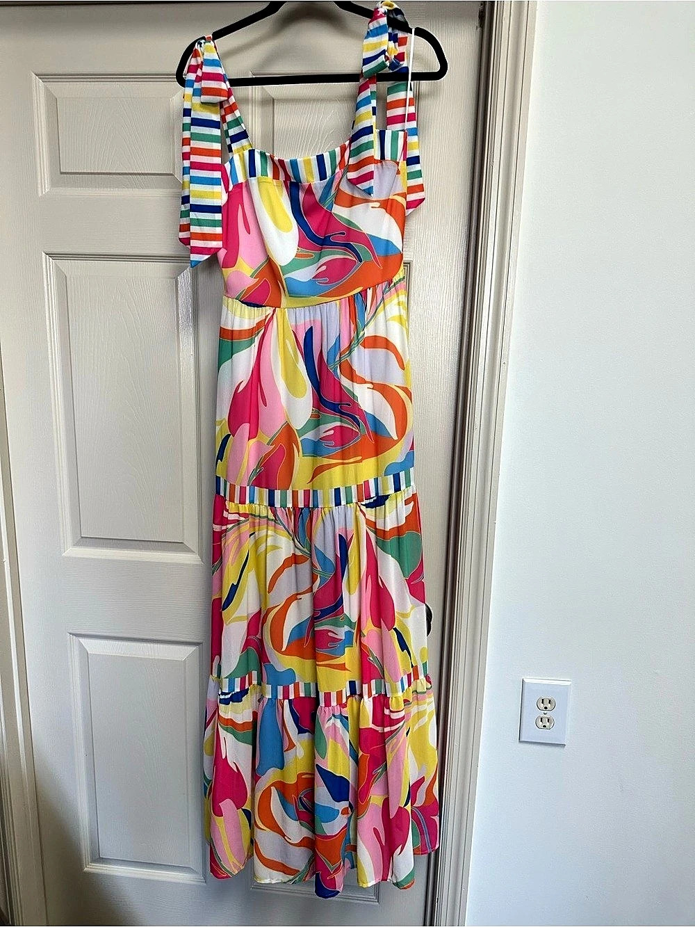 Abstract Print Maxi Dress